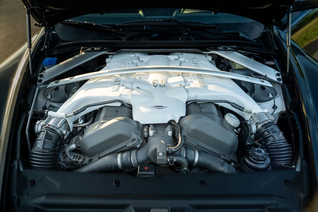 Aston Martin DBS (2008-2012) - Image 5 of 11
