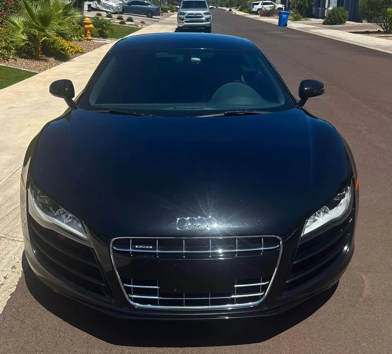 2010 Audi 42 R8 - Image 2 of 10