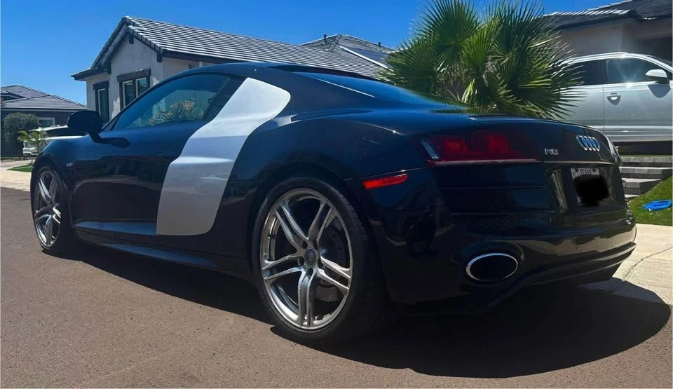 2010 Audi 42 R8 - Image 8 of 10