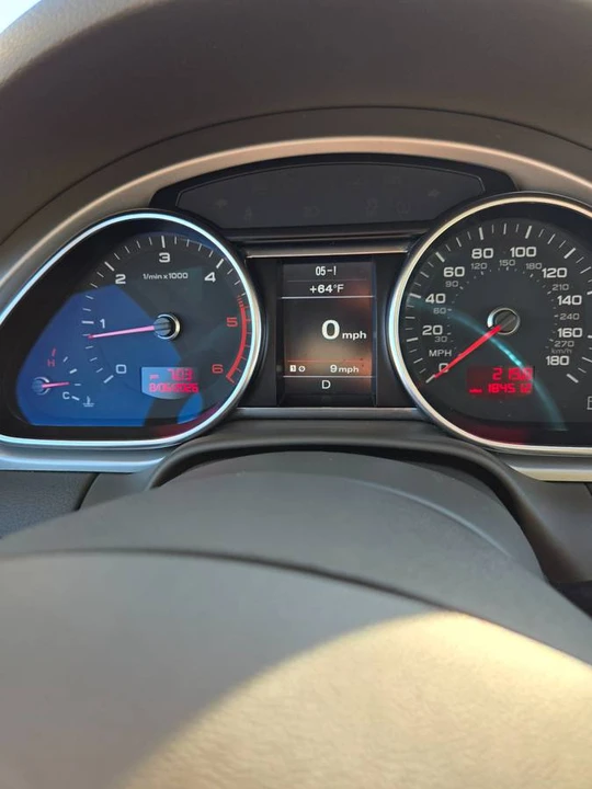 2011 Audi 4L Q7 - Image 10 of 24