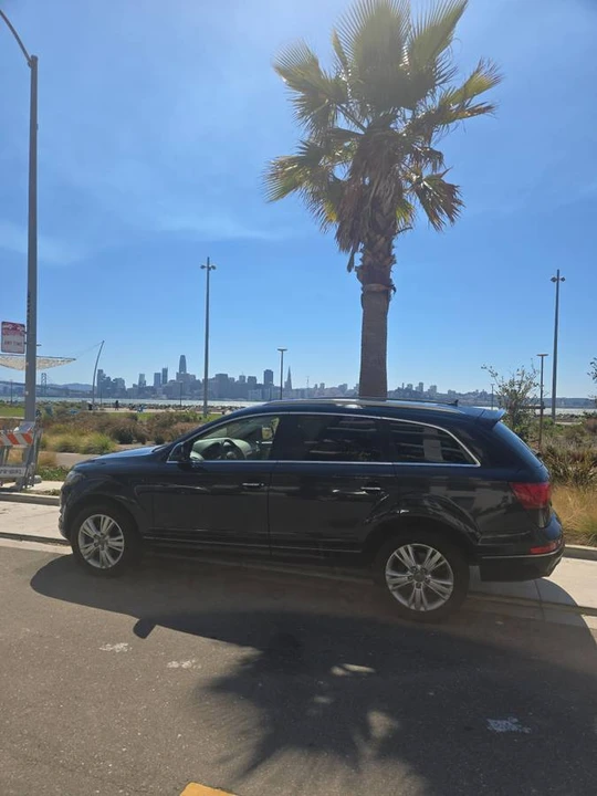 2011 Audi 4L Q7 - Image 5 of 24
