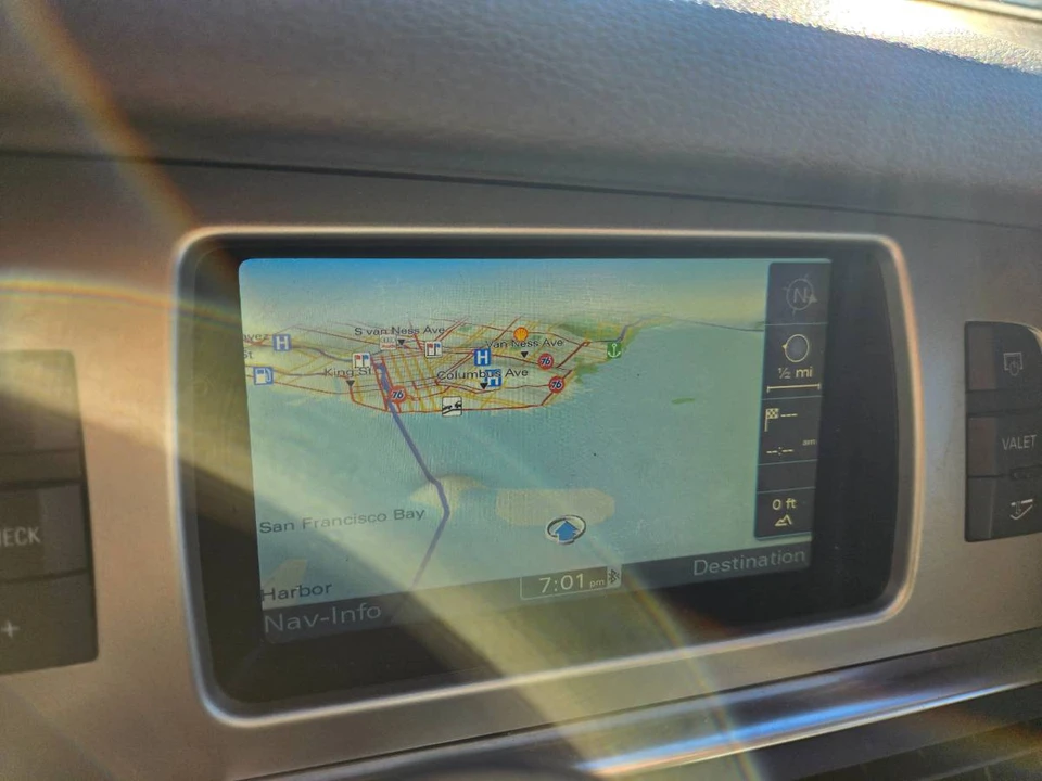 2011 Audi 4L Q7 - Image 9 of 24