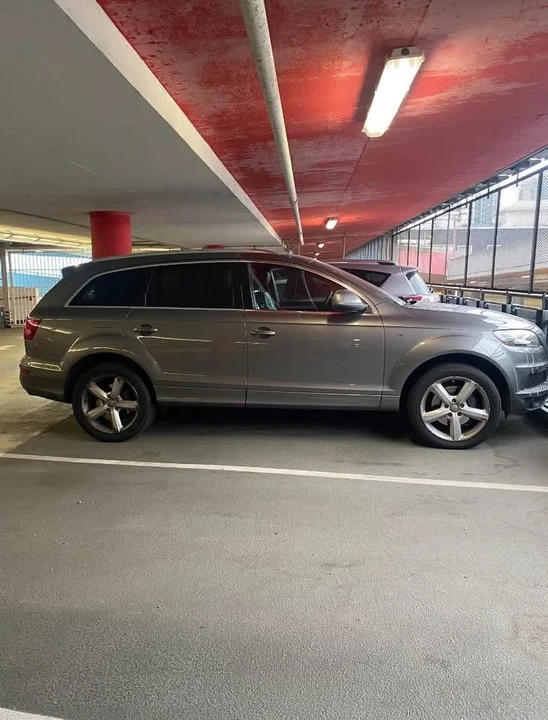 2012 Audi 4L Q7 - Image 2 of 4