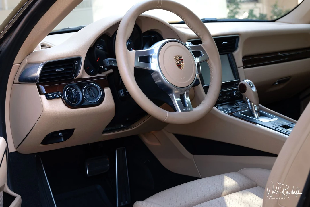 2013 Porsche 991 Carrera - Image 6 of 9