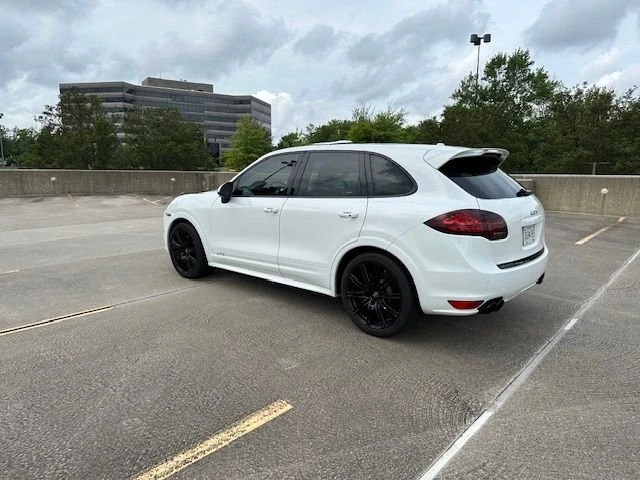 2013 Porsche 958 Cayenne GTS - Image 2 of 20