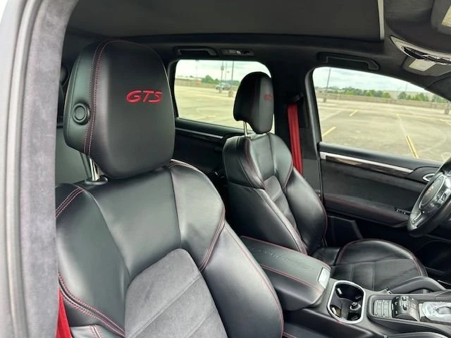 2013 Porsche 958 Cayenne GTS - Image 9 of 20