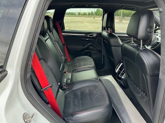 2013 Porsche 958 Cayenne GTS - Image 11 of 20
