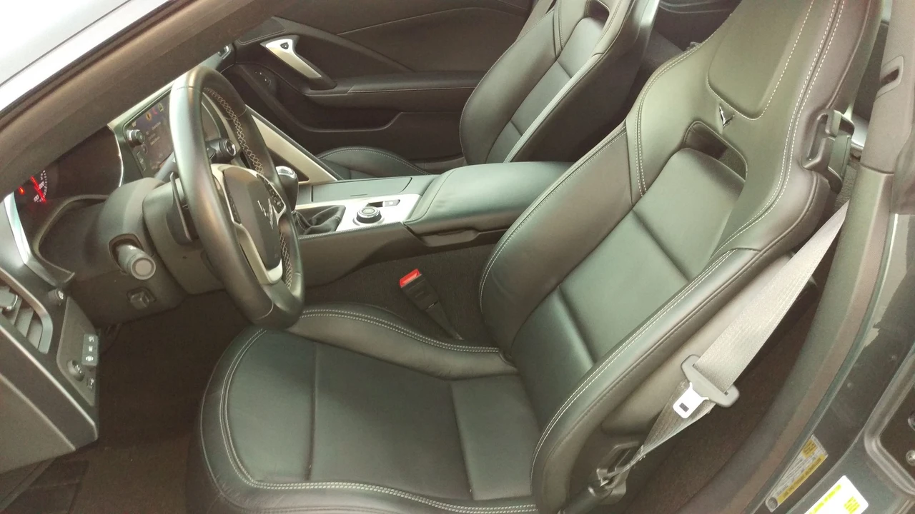 2014 Chevrolet Corvette C7 - Image 2 of 10