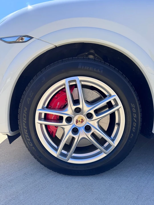 2014 Porsche 958 Cayenne Turbo - Image 5 of 31