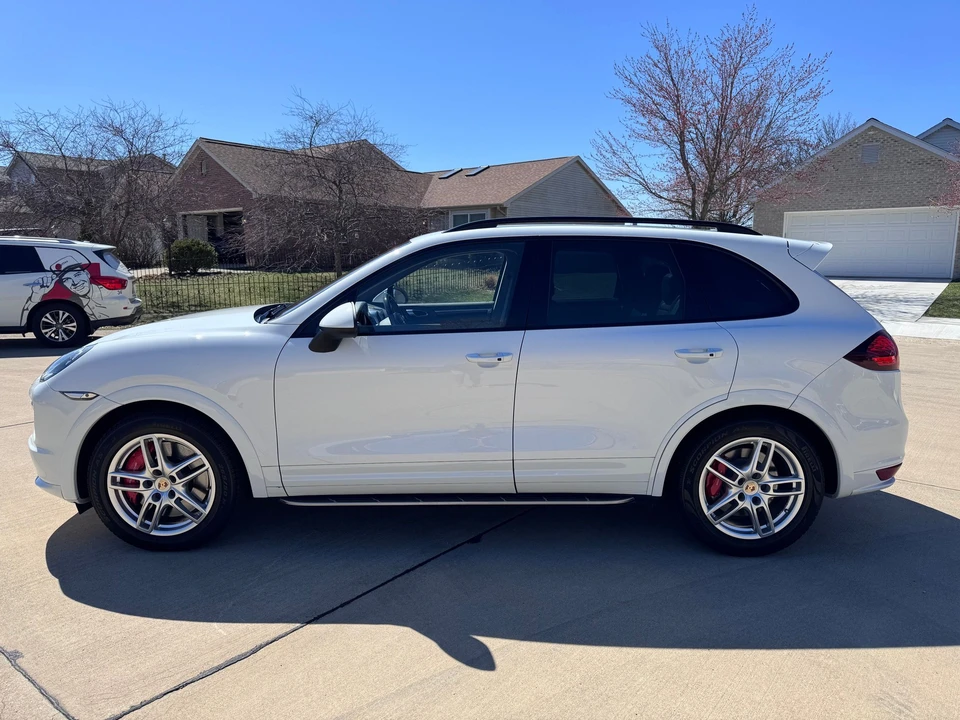 2014 Porsche 958 Cayenne Turbo - Image 6 of 31