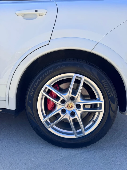 2014 Porsche 958 Cayenne Turbo - Image 7 of 31