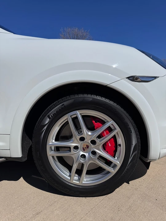 2014 Porsche 958 Cayenne Turbo - Image 10 of 31