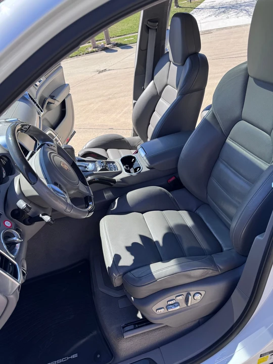 2014 Porsche 958 Cayenne Turbo - Image 11 of 31