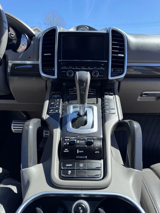 2014 Porsche 958 Cayenne Turbo - Image 17 of 31