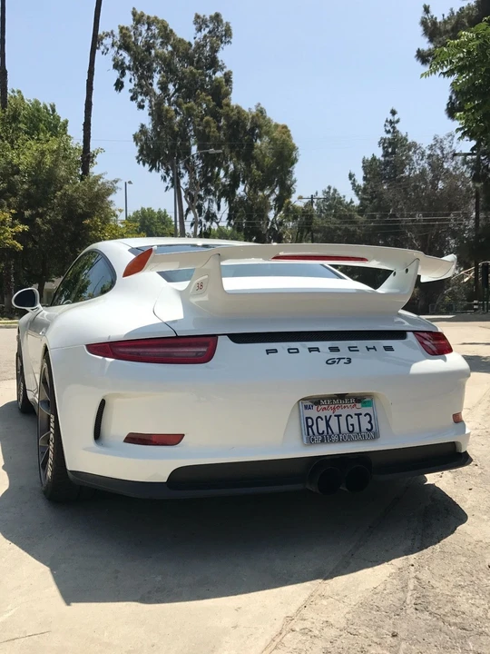 2015 Porsche 991 GT3 - Image 2 of 8