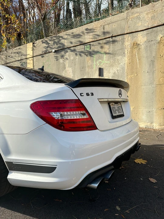 2015 Mercedes-Benz W204 C 63 AMG - Image 8 of 22