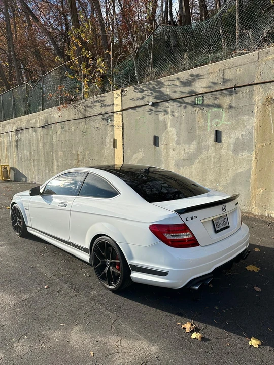 2015 Mercedes-Benz W204 C 63 AMG - Image 5 of 22