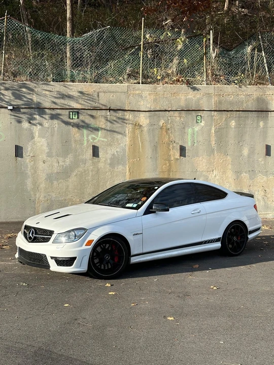 2015 Mercedes-Benz W204 C 63 AMG - Image 1 of 22