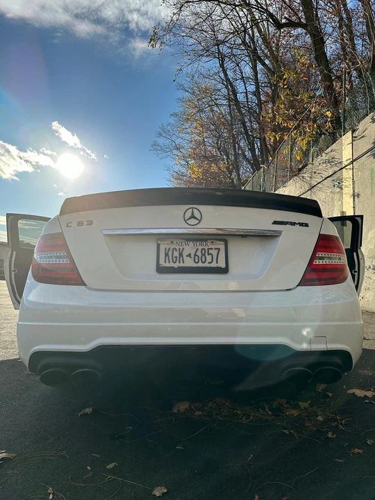 2015 Mercedes-Benz W204 C 63 AMG - Image 6 of 22