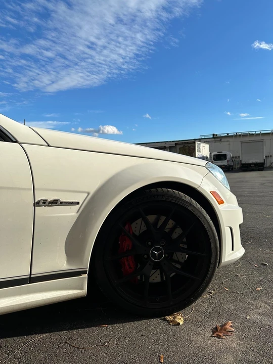 2015 Mercedes-Benz W204 C 63 AMG - Image 9 of 22