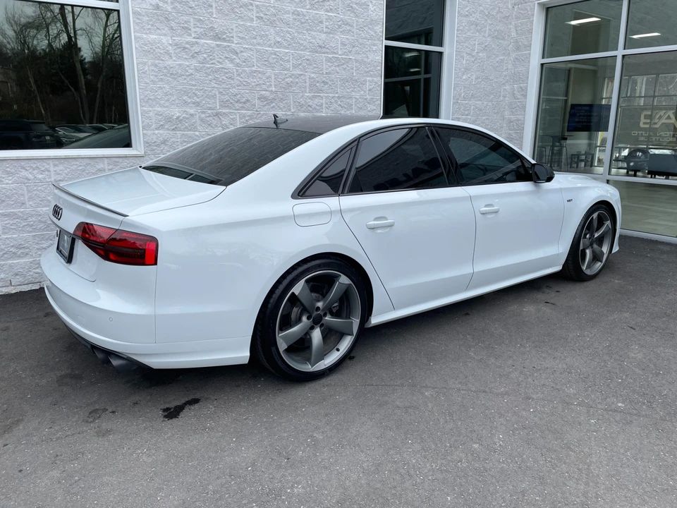 2016 Audi D4 S8 - Image 2 of 8