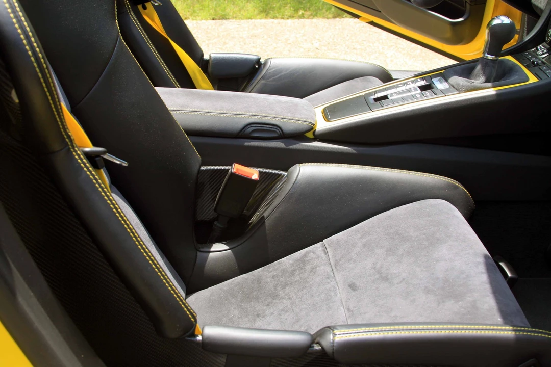 2016 Porsche 981 Boxster Spyder - Image 13 of 21