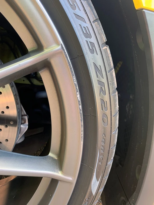2016 Porsche 981 Boxster Spyder - Image 19 of 21