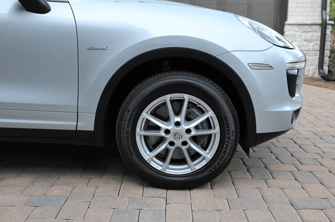 2016 Porsche 958 Cayenne Diesel - Image 13 of 22