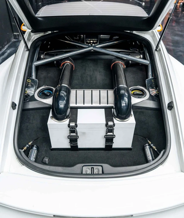 2016 Porsche 981 Cayman - Image 9 of 16