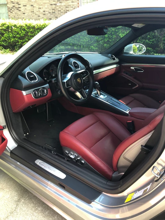 2017 Porsche 718 Cayman S - Image 4 of 5