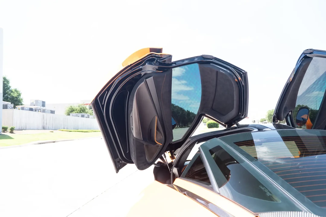2019 McLaren 720S - Image 10 of 30