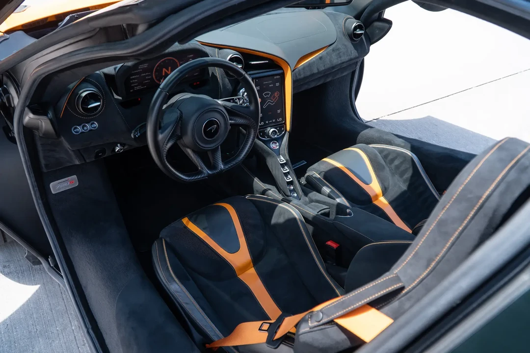 2019 McLaren 720S - Image 5 of 30
