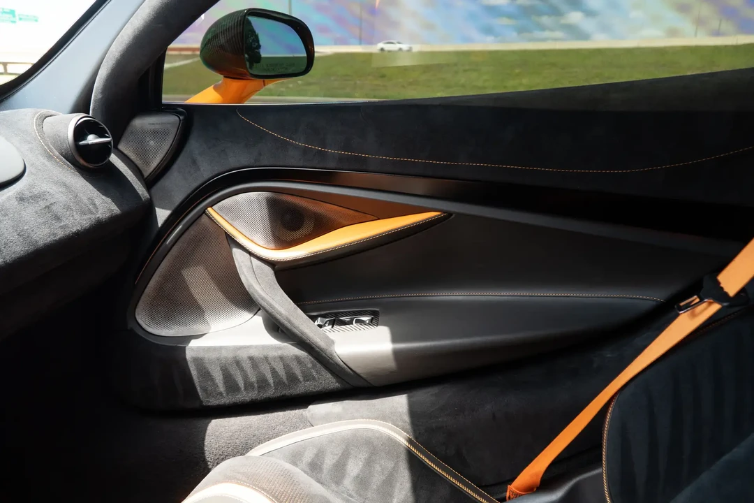 2019 McLaren 720S - Image 25 of 30