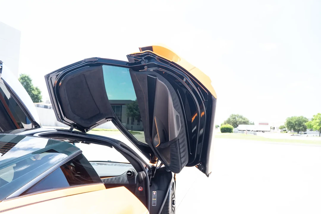 2019 McLaren 720S - Image 11 of 30