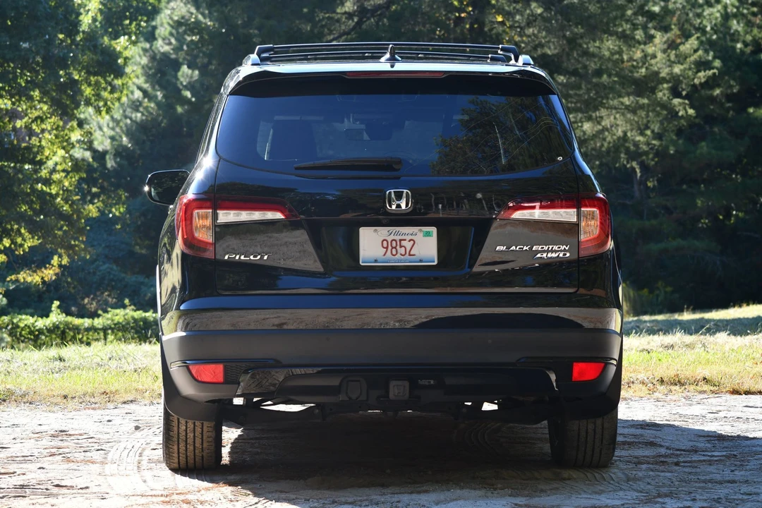 2020 Honda Pilot 3rd Gen - Image 3 of 12