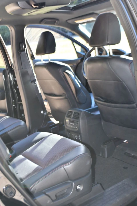 2020 Honda Pilot 3rd Gen - Image 8 of 12