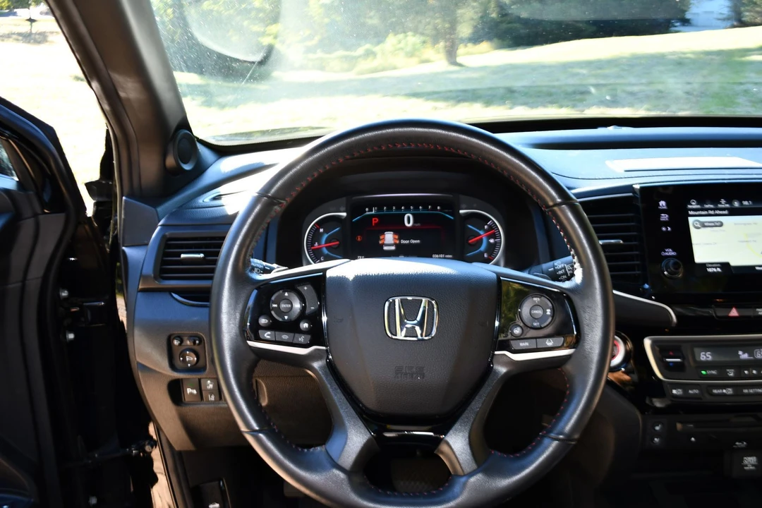 2020 Honda Pilot 3rd Gen - Image 10 of 12