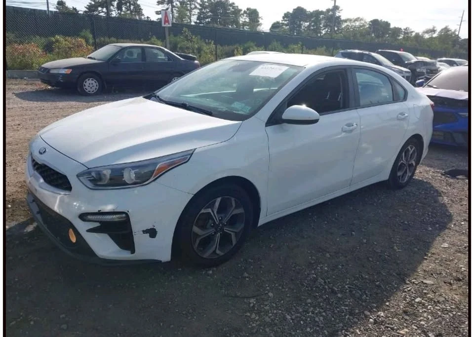 2020 Kia Forte - Image 2 of 8