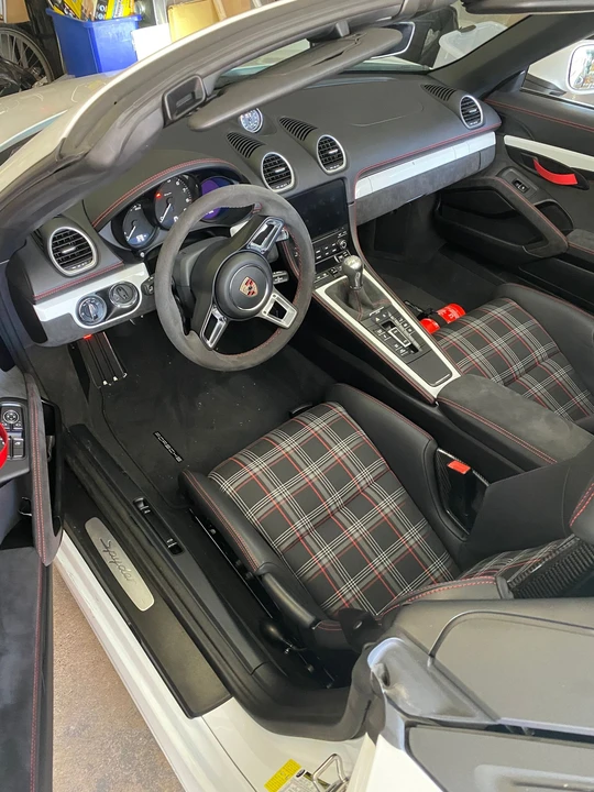 2020 Porsche 718 Boxster Spyder - Image 5 of 6
