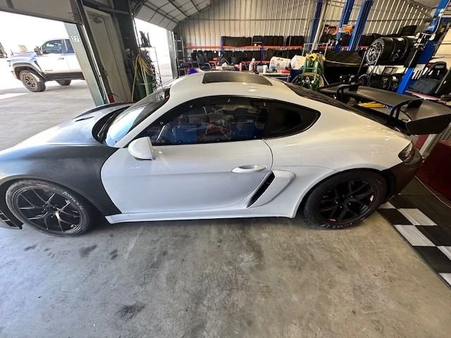 2020 Porsche 718 Cayman - Image 5 of 19