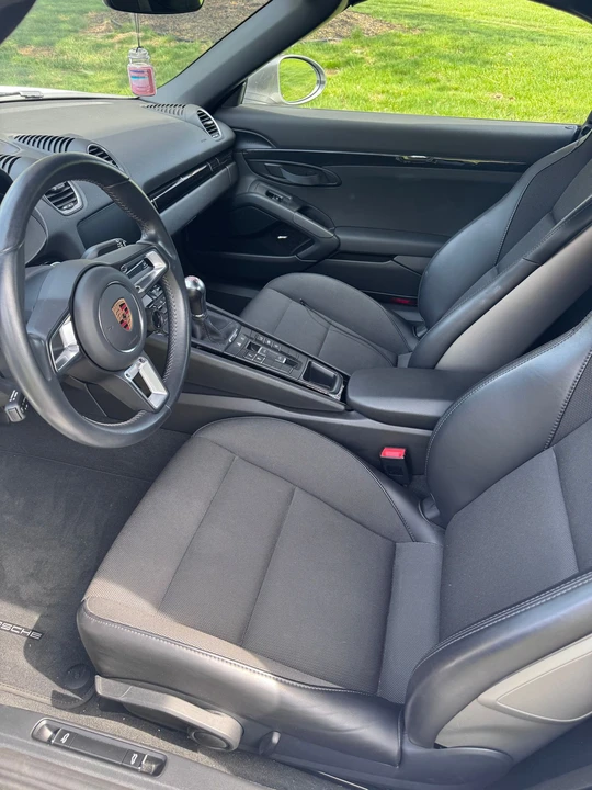 2021 Porsche 718 Boxster T - Image 9 of 9