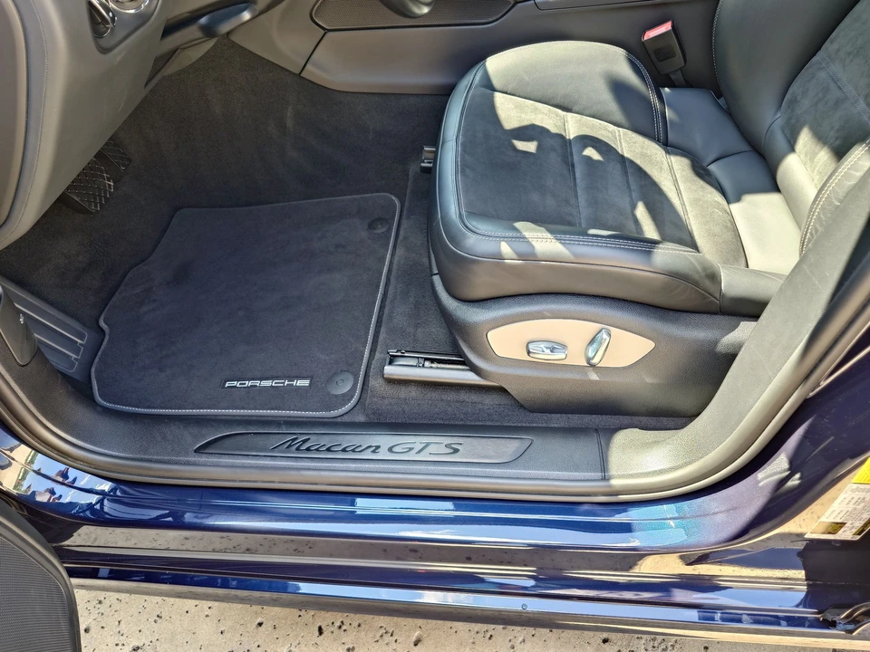 2021 Porsche Macan GTS - Image 22 of 26