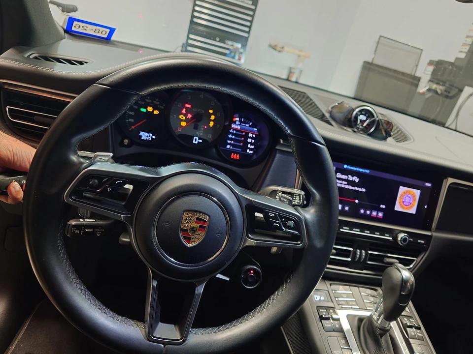 2021 Porsche Macan GTS - Image 15 of 26
