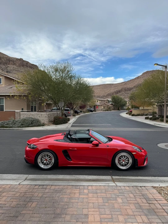2022 Porsche 718 Boxster Spyder - Image 4 of 7