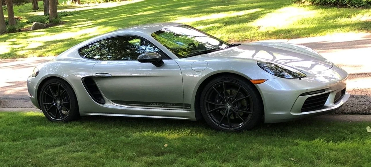 2022 Porsche 718 Cayman T - Image 9 of 22
