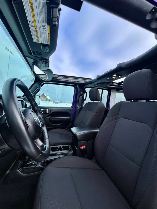2023 Jeep JL Wrangler - Image 6 of 10