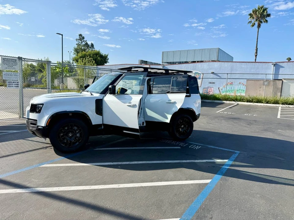 2023 Land Rover Defender L663 - Image 15 of 16