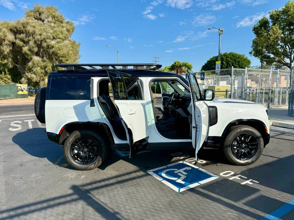 2023 Land Rover Defender L663 - Image 8 of 16
