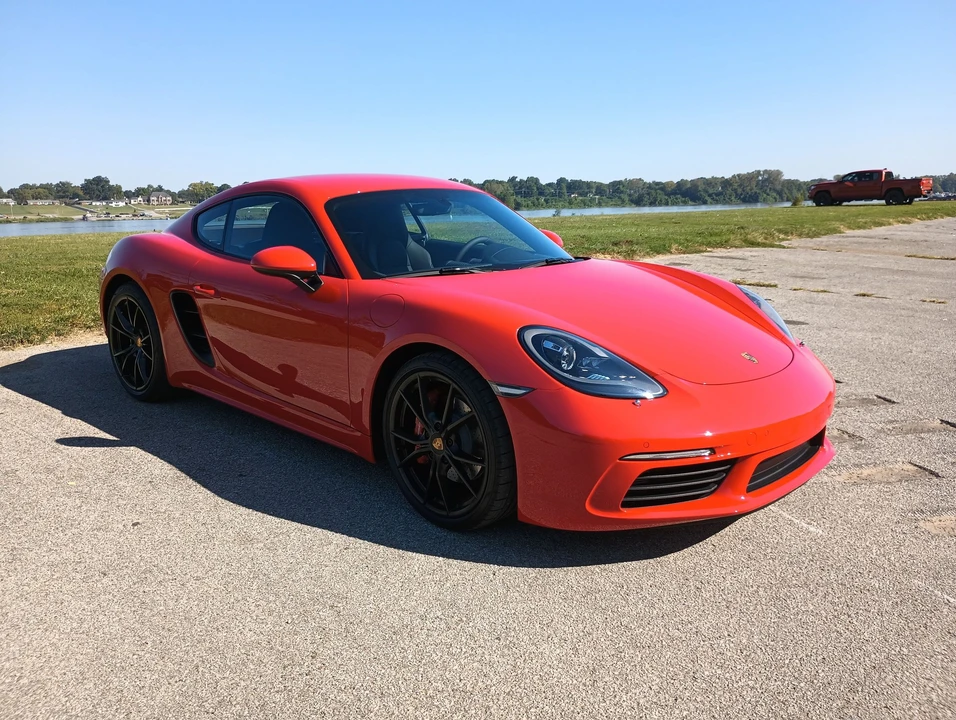2024 Porsche 718 Cayman S - Image 26 of 31
