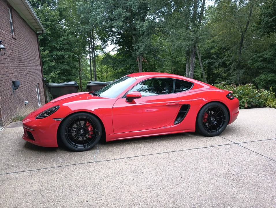 2024 Porsche 718 Cayman S - Image 2 of 31